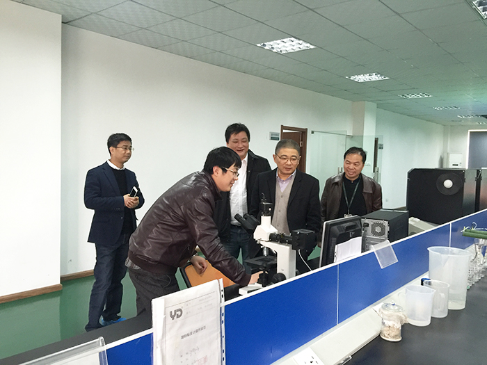 杭州余杭經(jīng)濟技術(shù)開發(fā)區(qū)黨委書記沈昱蒞臨勇電照明參觀指導(dǎo)