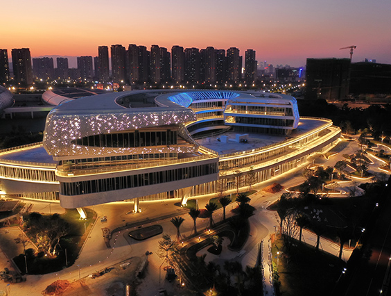 燈火輝煌，勇電助力福州冠城大通廣場(chǎng)